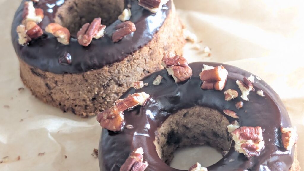 Recepta - Donuts de xocolata amb nous