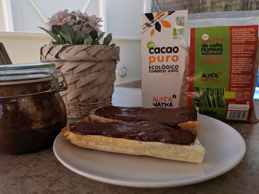 crema de cacau pur i avellanes
